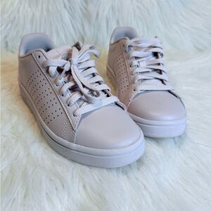 K-Swiss Women's White Sneakers